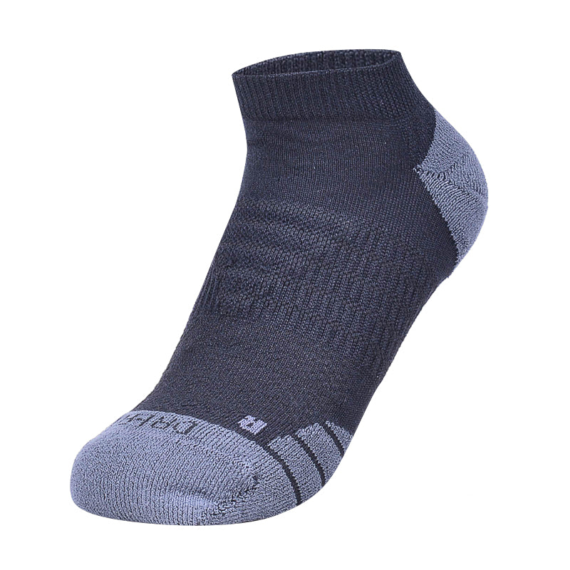 NIKE Cushioned No-Show Socks (Black)