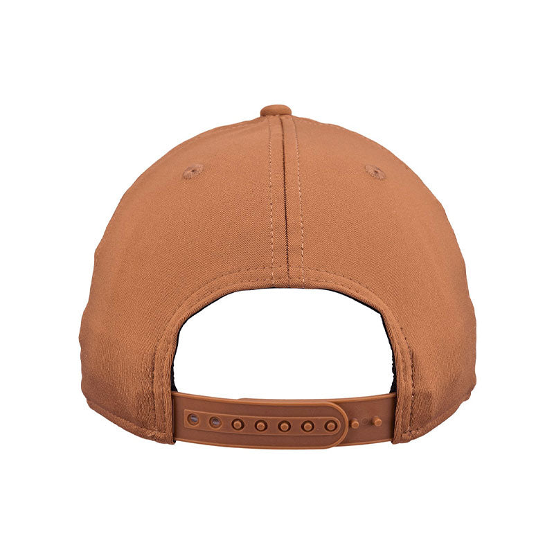 BLACK CLOVER Premium Clover 164 Unisex Cap (Cream)
