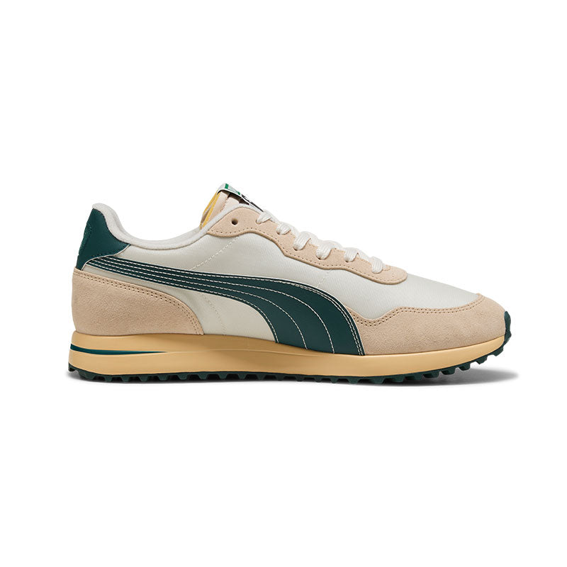 PUMA Helsinki G Men's Spikeless Shoes (Ivory/Green)